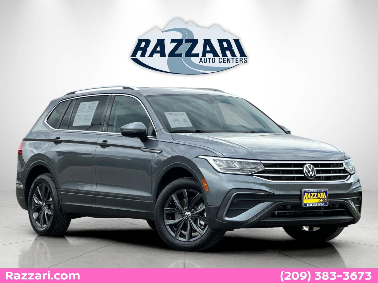 Used 2024 Volkswagen Tiguan SE image 1