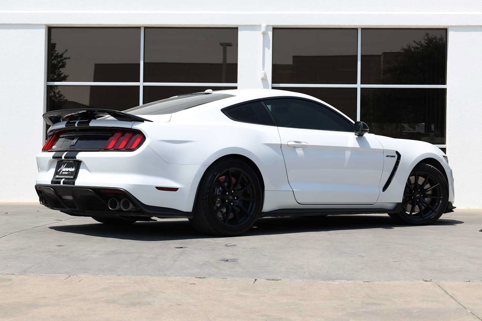 Used 2019 Ford Mustang Shelby GT350 w/ Technology Package RWD image 8