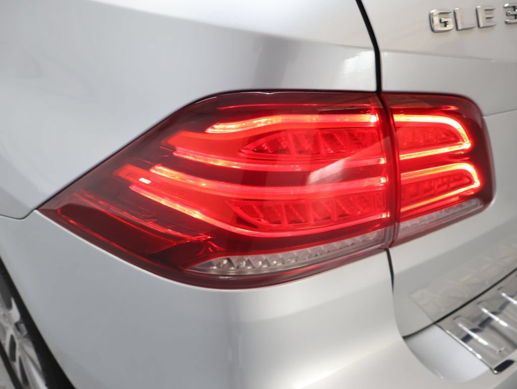 Used 2017 Mercedes-Benz GLE 350 4MATIC w/ Premium 2 Package image 32