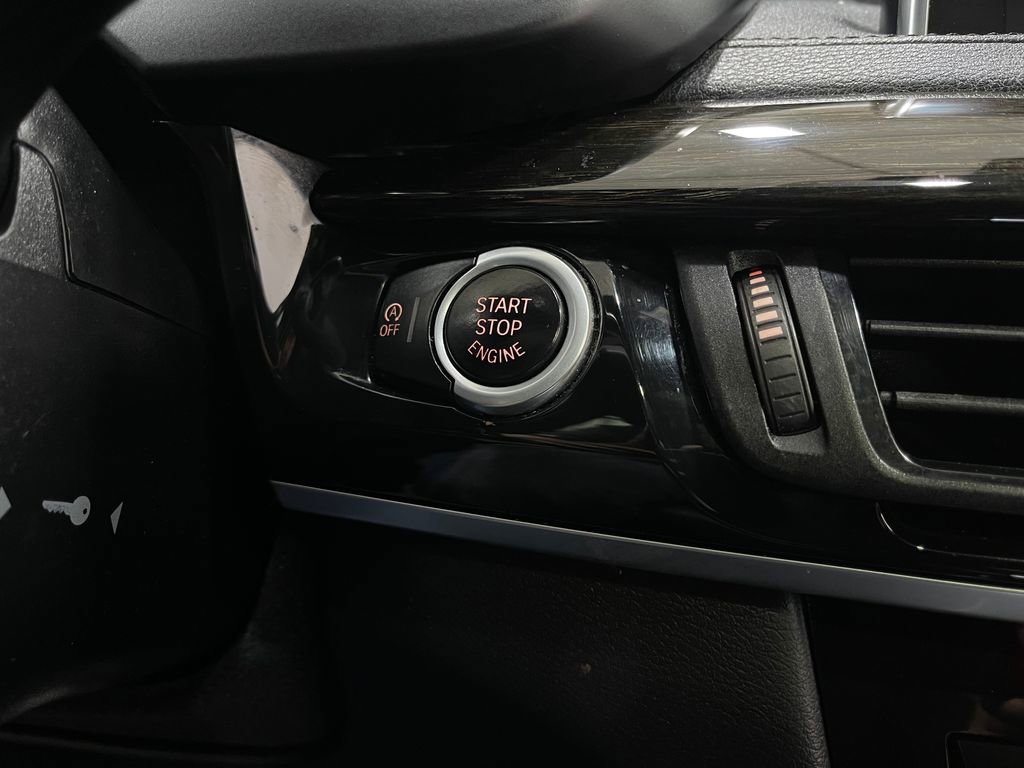 Used 2019 BMW X6 xDrive35i w/ Executive Package image 22