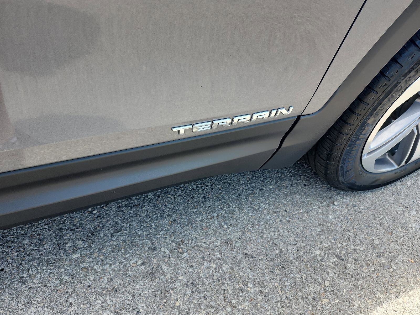 Certified 2021 GMC Terrain SLT FWD image 7