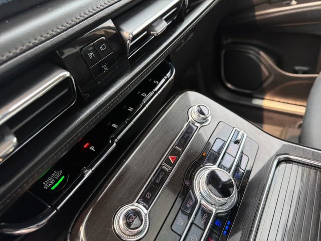 Certified 2023 Lincoln Nautilus Reserve AWD/4WD image 28