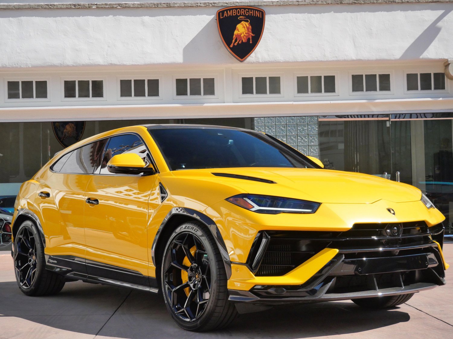 Used 2023 Lamborghini Urus Performante