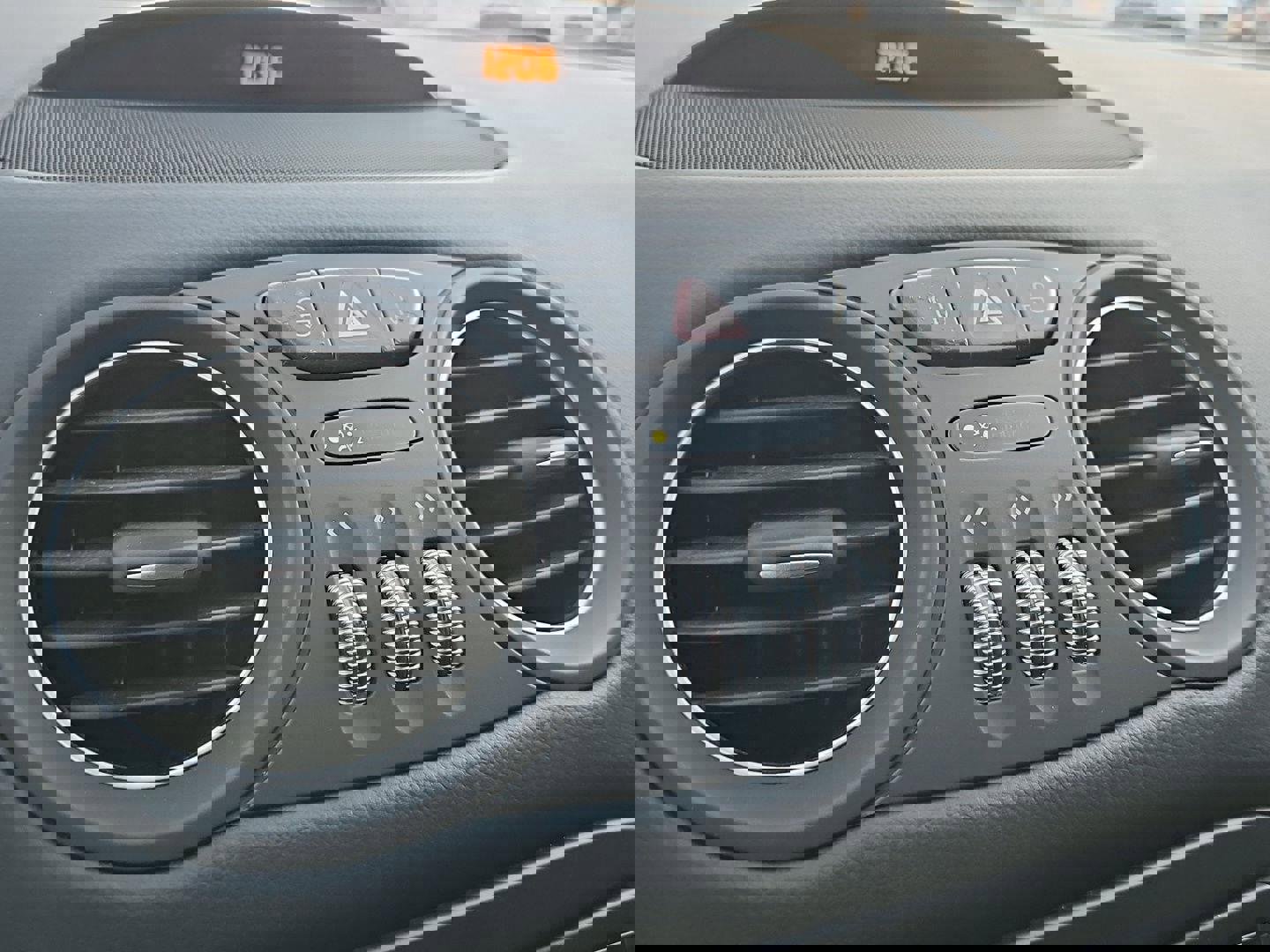 Used 2009 Mercedes-Benz SL 550 image 25