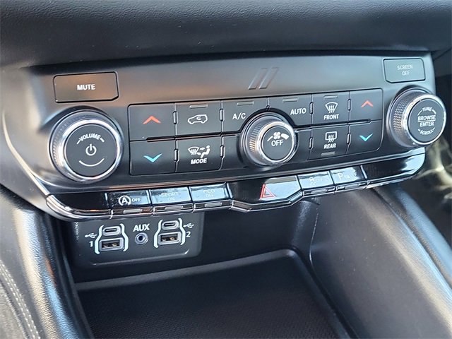 Certified 2021 Dodge Durango SXT image 13