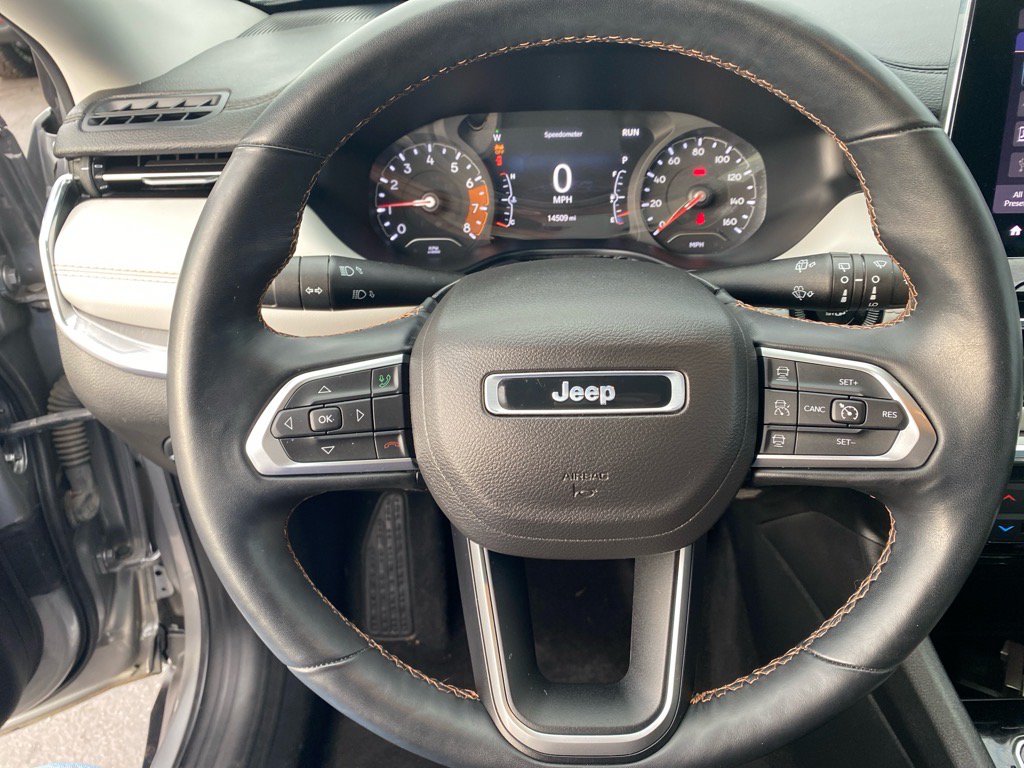 Used 2022 Jeep Compass Limited AWD/4WD image 10