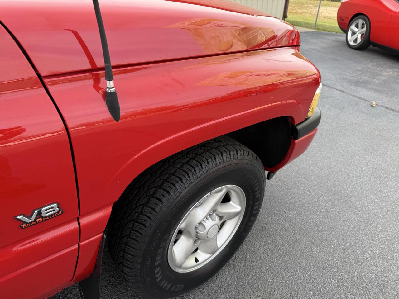 Used 1997 Dodge Ram 1500 Truck 2WD Club Cab image 38