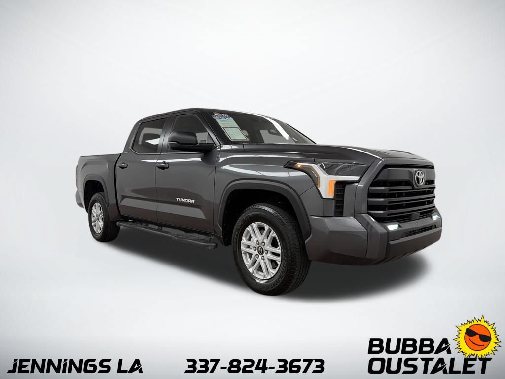 Certified 2025 Toyota Tundra SR5 w/ SR5 Premium Package AWD/4WD image 7