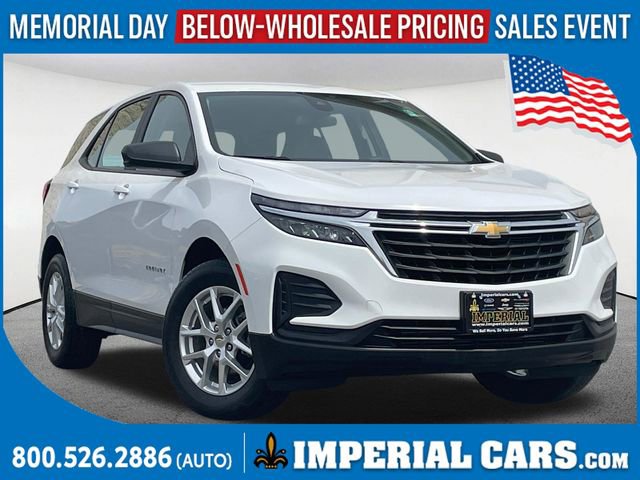 Used 2024 Chevrolet Equinox LS AWD/4WD image 1