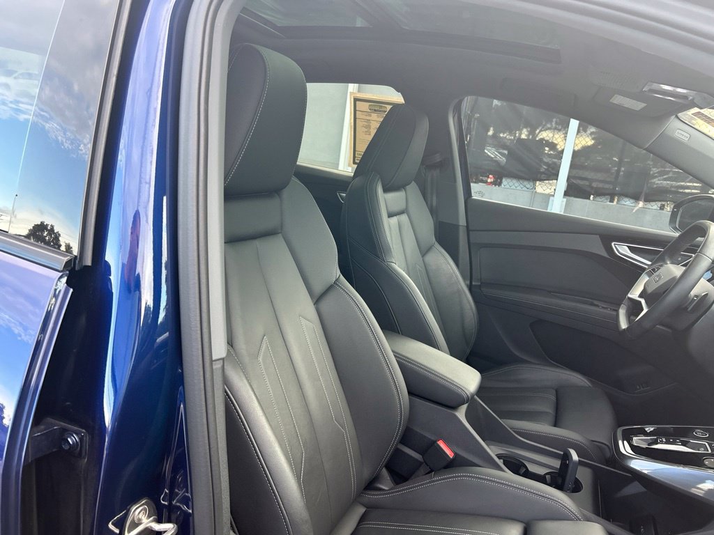 Used 2024 Audi Q4 e-tron Premium Plus AWD/4WD image 23