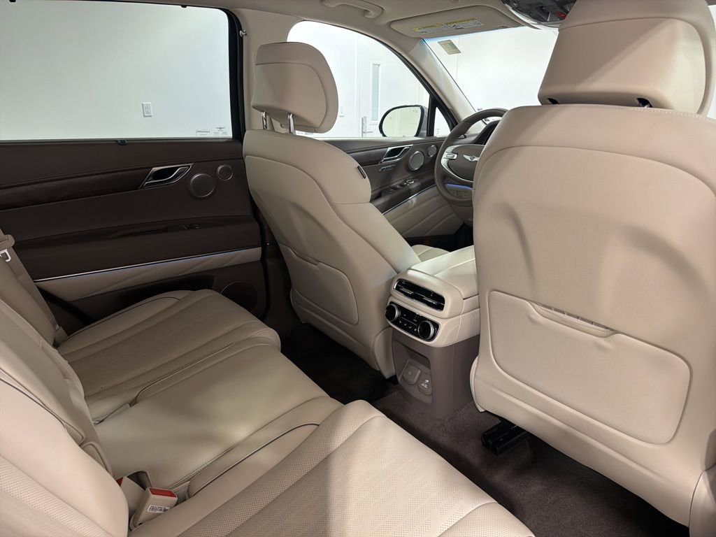 Used 2023 Genesis GV80 2.5T w/ Prestige 20" Package image 27