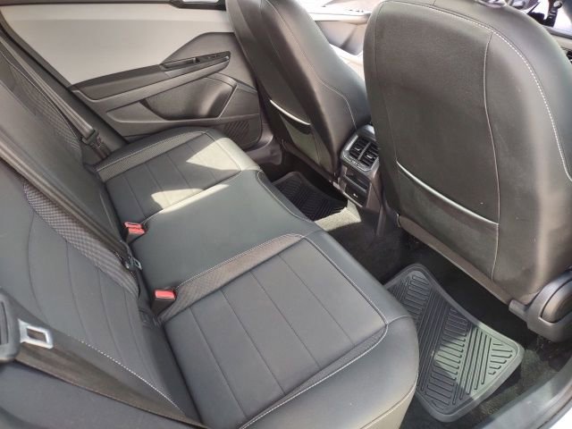 Used 2022 Volkswagen Taos SE image 20