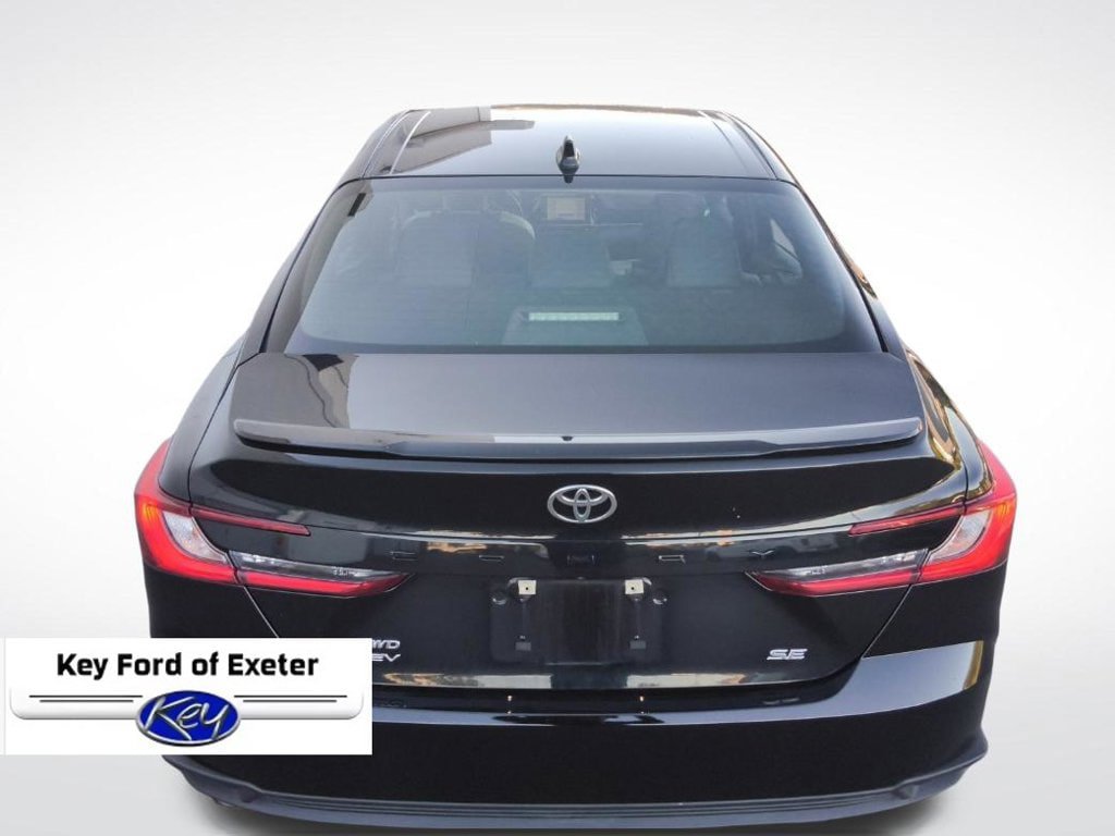 Used 2025 Toyota Camry SE w/ Convenience Package AWD/4WD image 13
