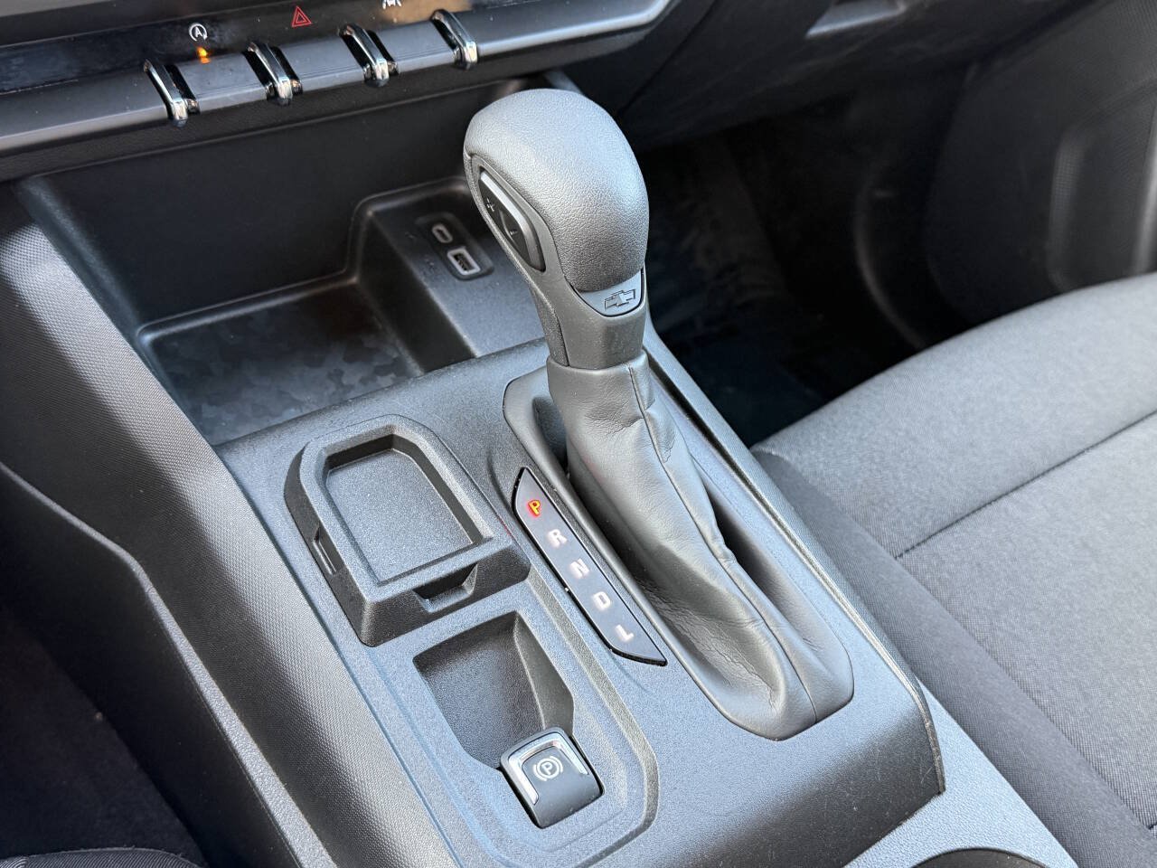 Used 2024 Chevrolet Colorado W/T RWD image 24