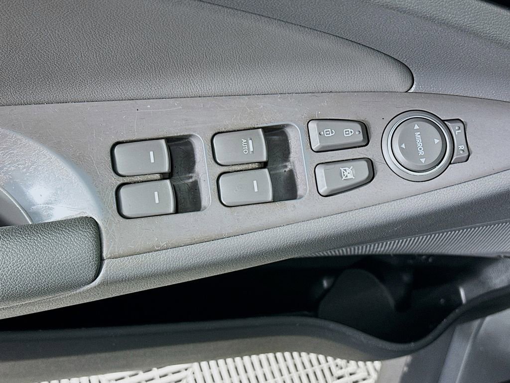 Used 2014 Hyundai Sonata SE w/ Premium Package 03 image 24