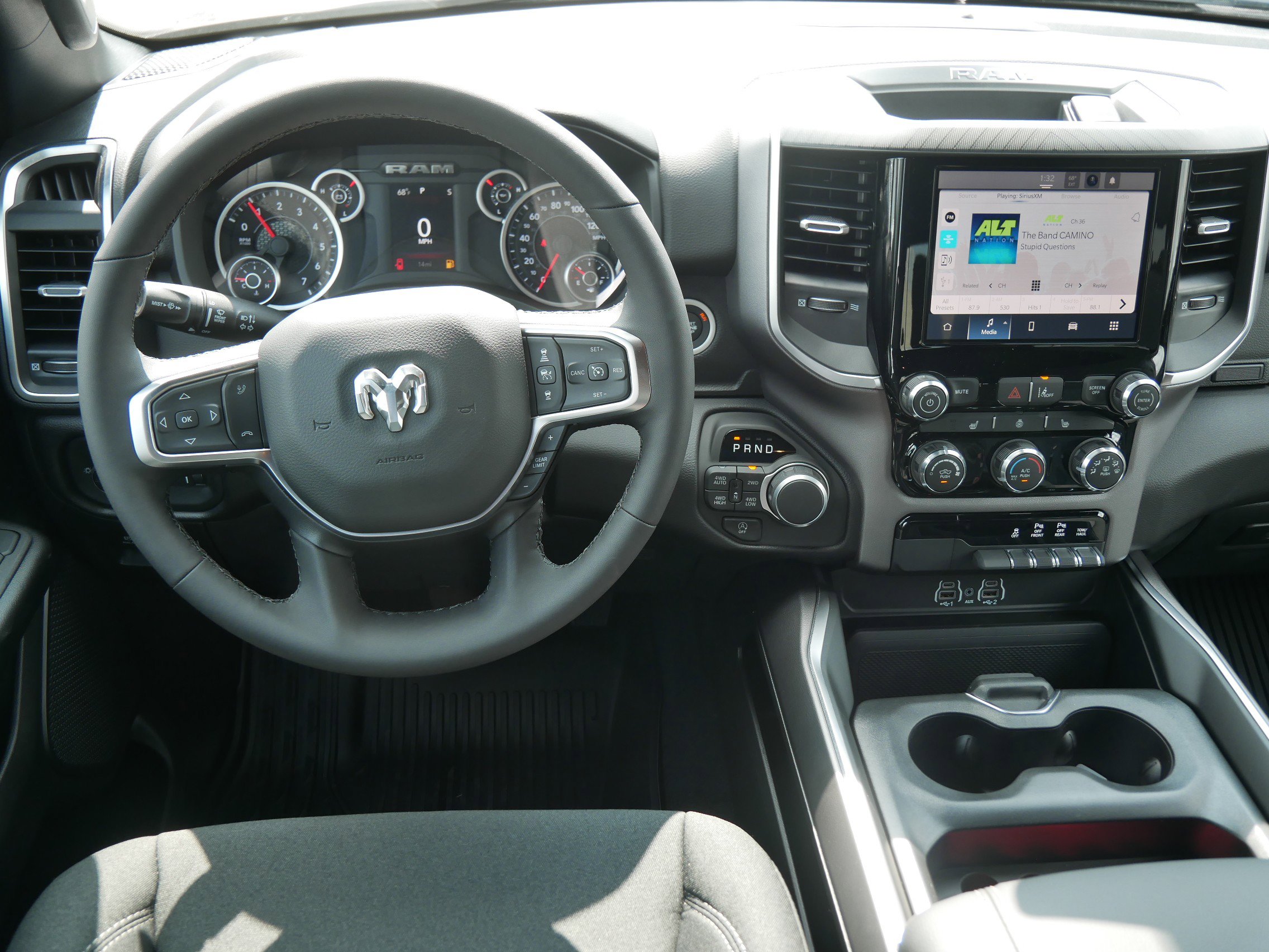 New 2025 RAM 1500 Big Horn image 8