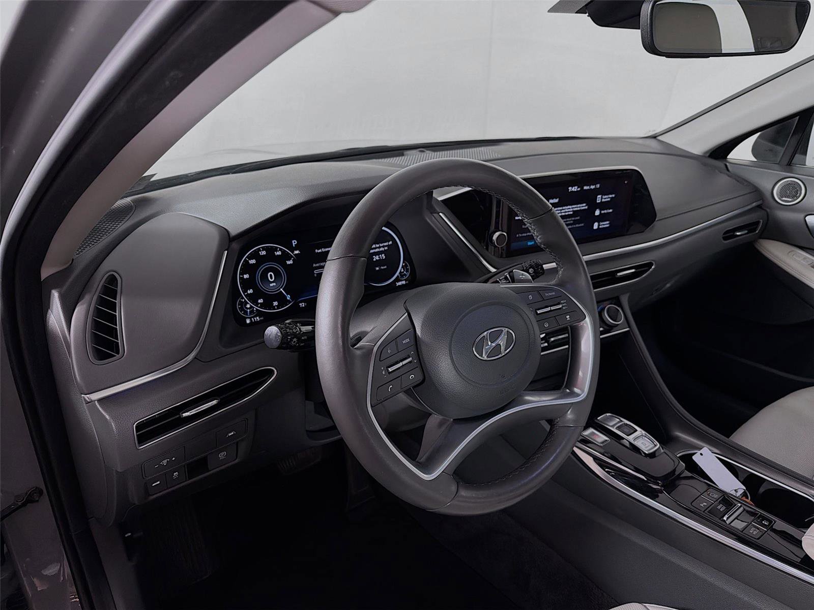 Used 2023 Hyundai Sonata Limited image 9