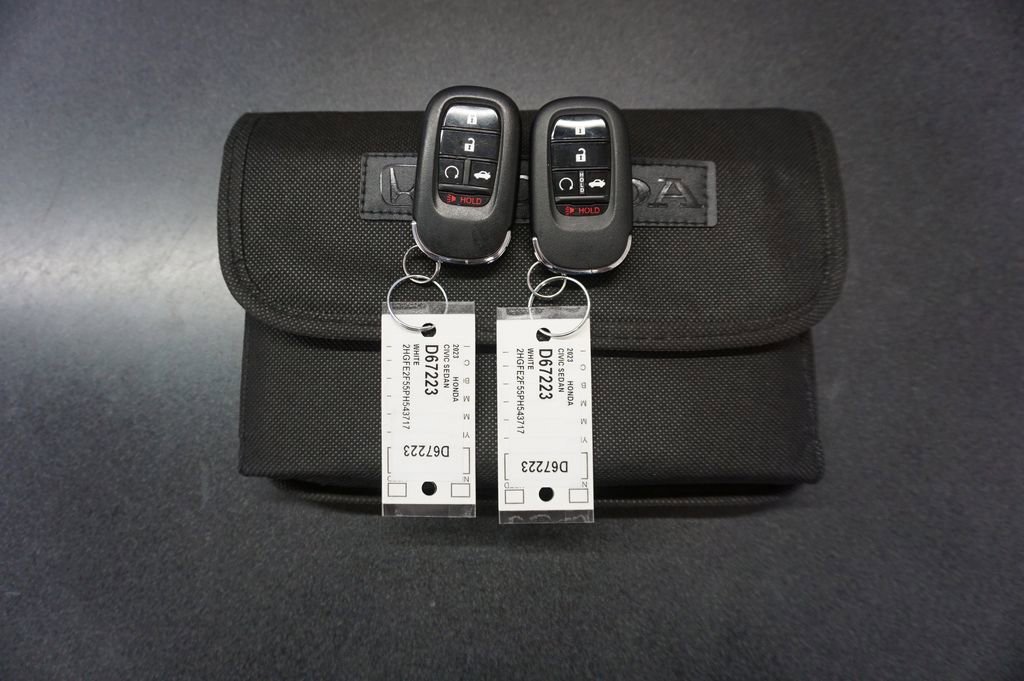 Used 2023 Honda Civic Sport image 15