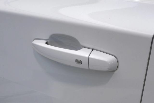 Used 2019 Chevrolet Traverse RS w/ LPO, Floor Liner Package FWD image 47