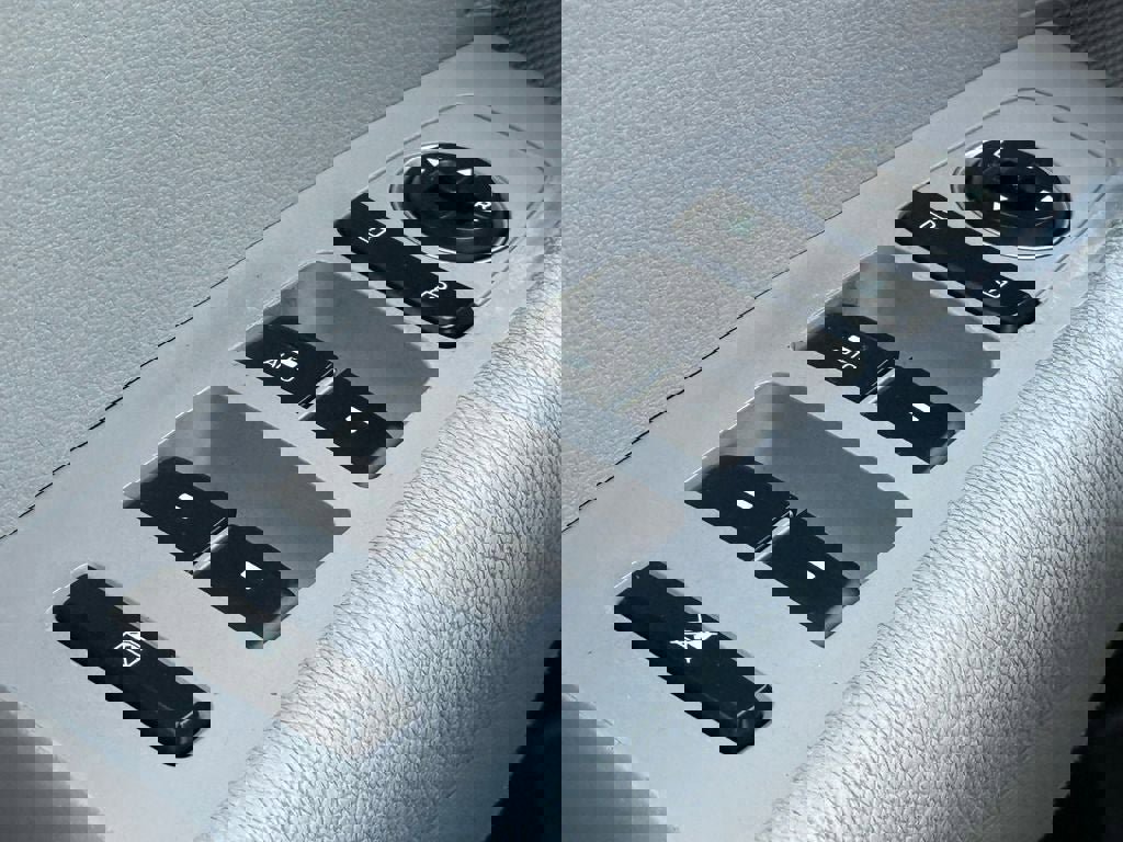 Used 2019 Hyundai Sonata SE image 16