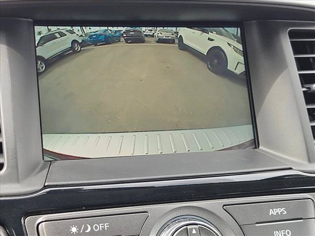 Used 2020 Nissan Pathfinder SV FWD image 13