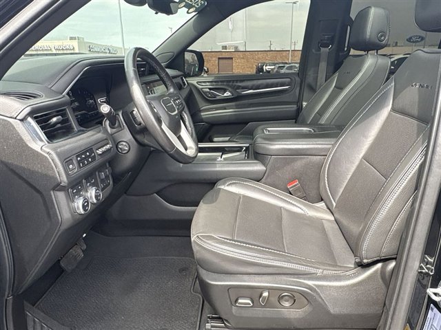 Certified 2022 GMC Yukon Denali w/ Denali Premium Package image 20