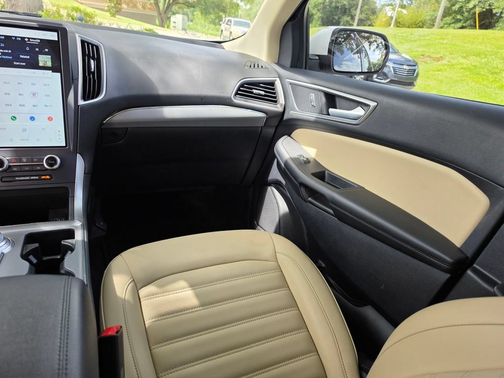Used 2021 Ford Edge SEL w/ Convenience Package AWD/4WD image 18