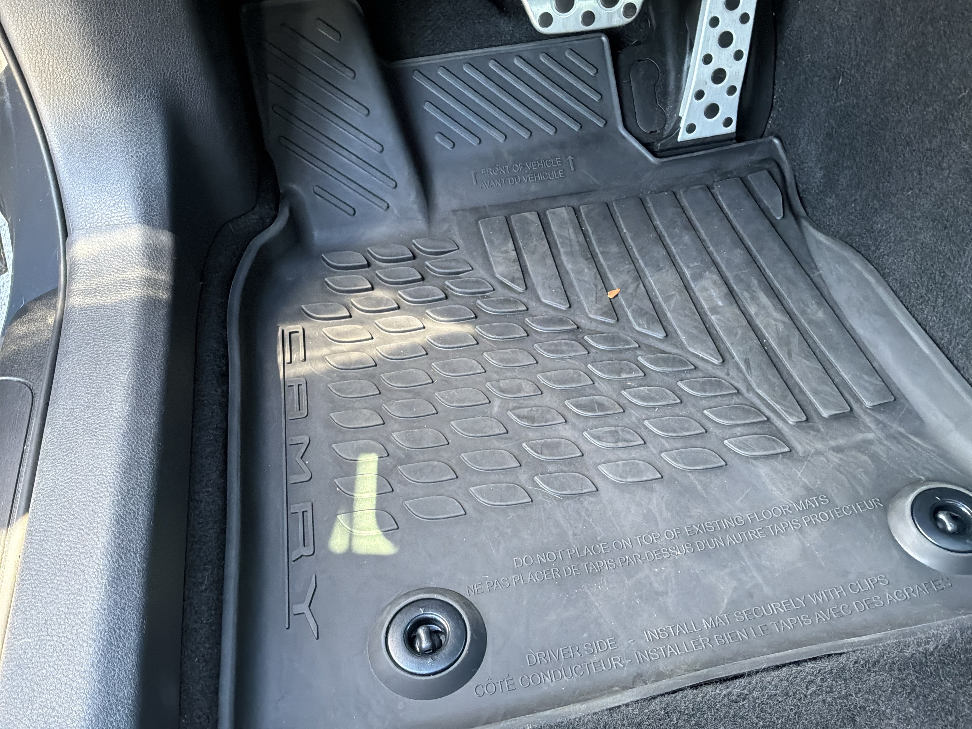 Used 2026 Toyota Camry SE FWD image 17