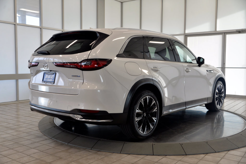 Certified 2024 MAZDA CX-90 Plug-In Hybrid w/ Premium Pkg AWD/4WD image 8