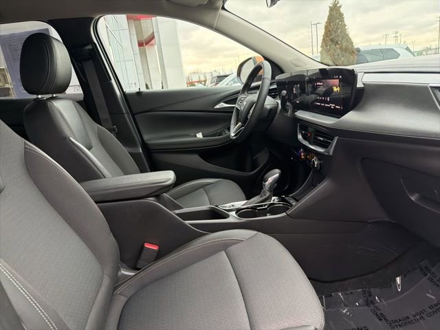 Used 2025 Buick Encore GX Preferred w/ Comfort Package image 30