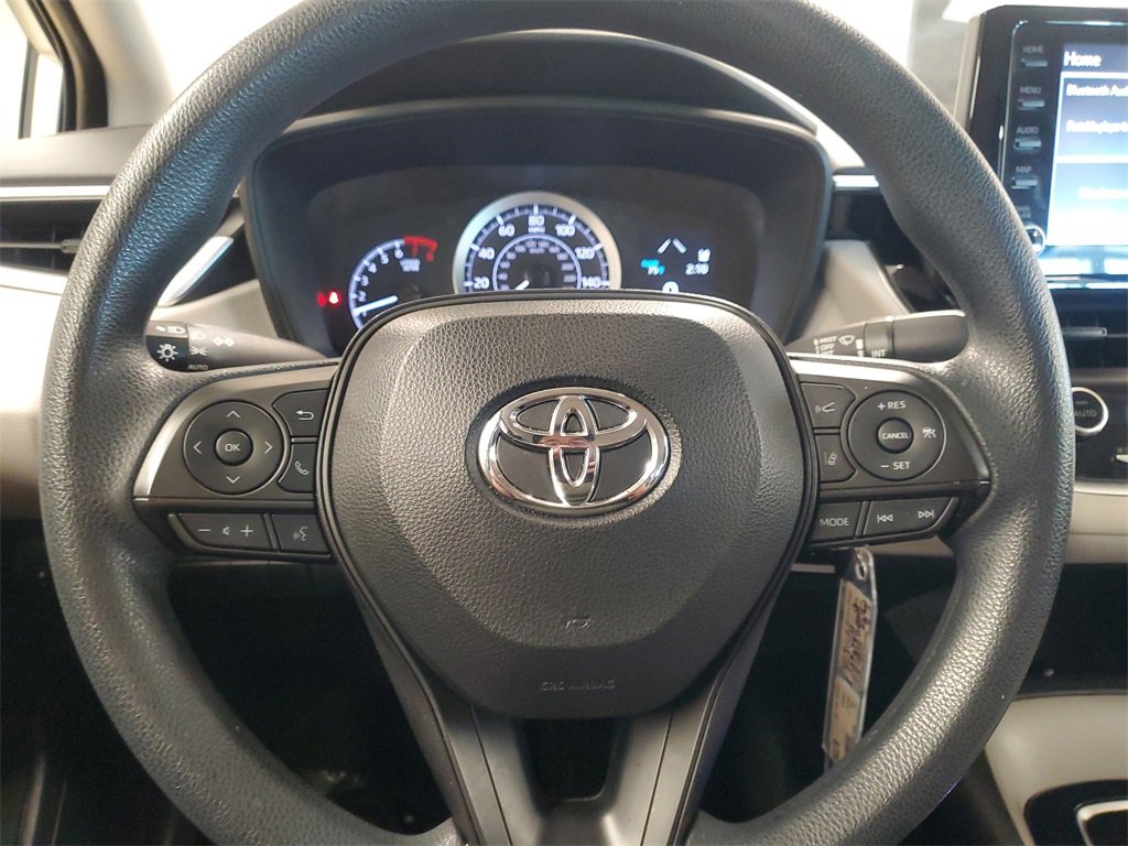 Used 2022 Toyota Corolla LE image 19