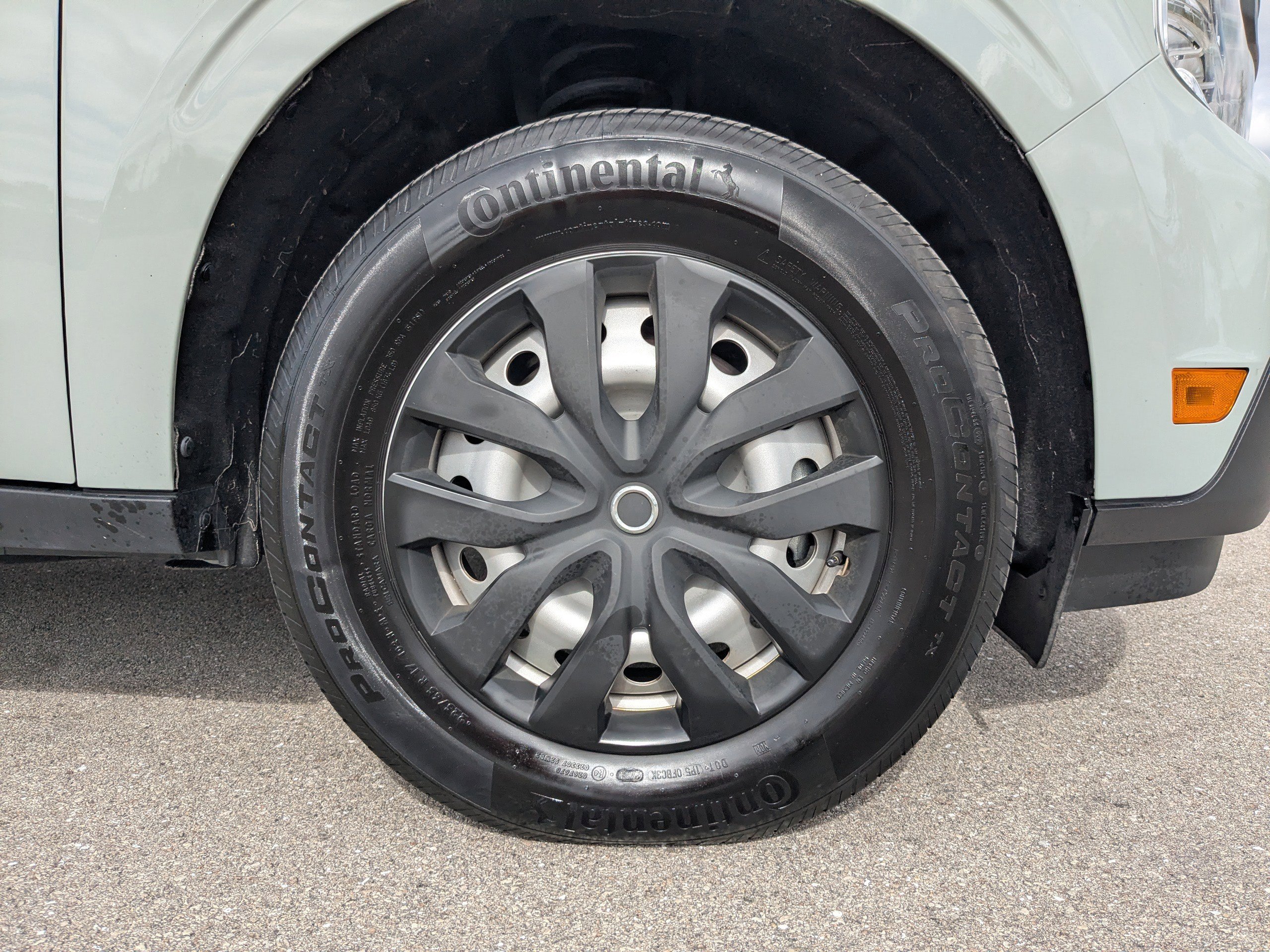 Used 2024 Ford Maverick XL image 13