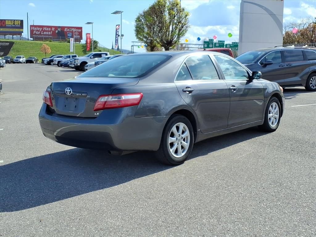 Used 2009 Toyota Camry LE image 4