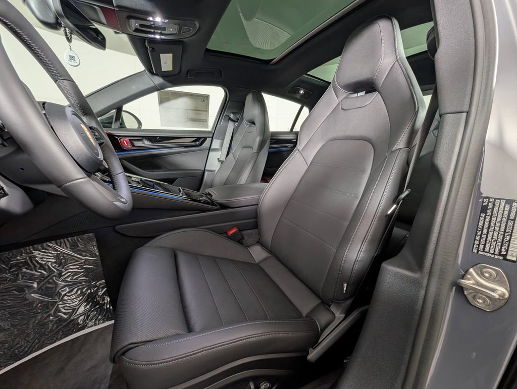 New 2026 Porsche Panamera image 5