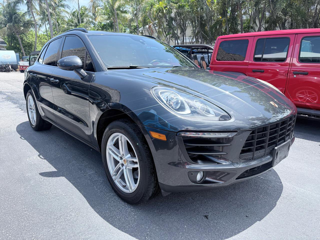 Used 2018 Porsche Macan AWD/4WD image 4