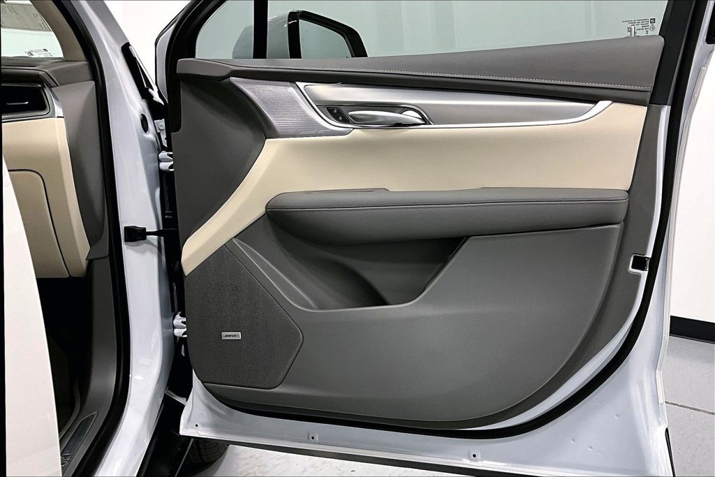 New 2026 Cadillac XT5 Premium Luxury w/ Driver Assist Package FWD image 11