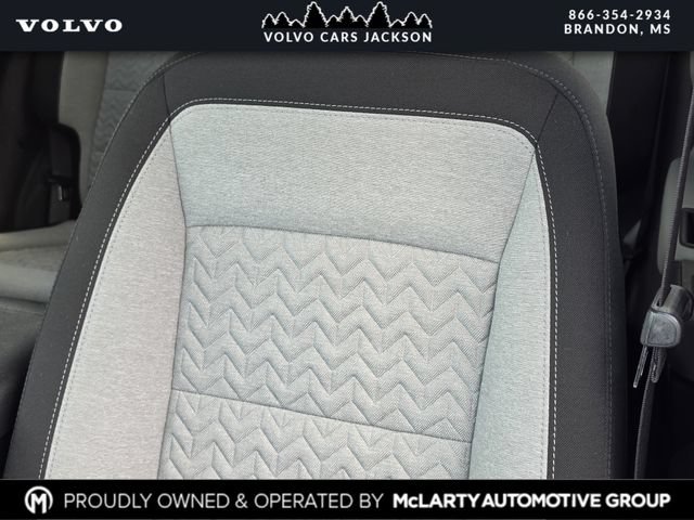 Used 2022 Chevrolet Equinox LS w/ LPO, Floor Liner Package FWD image 14