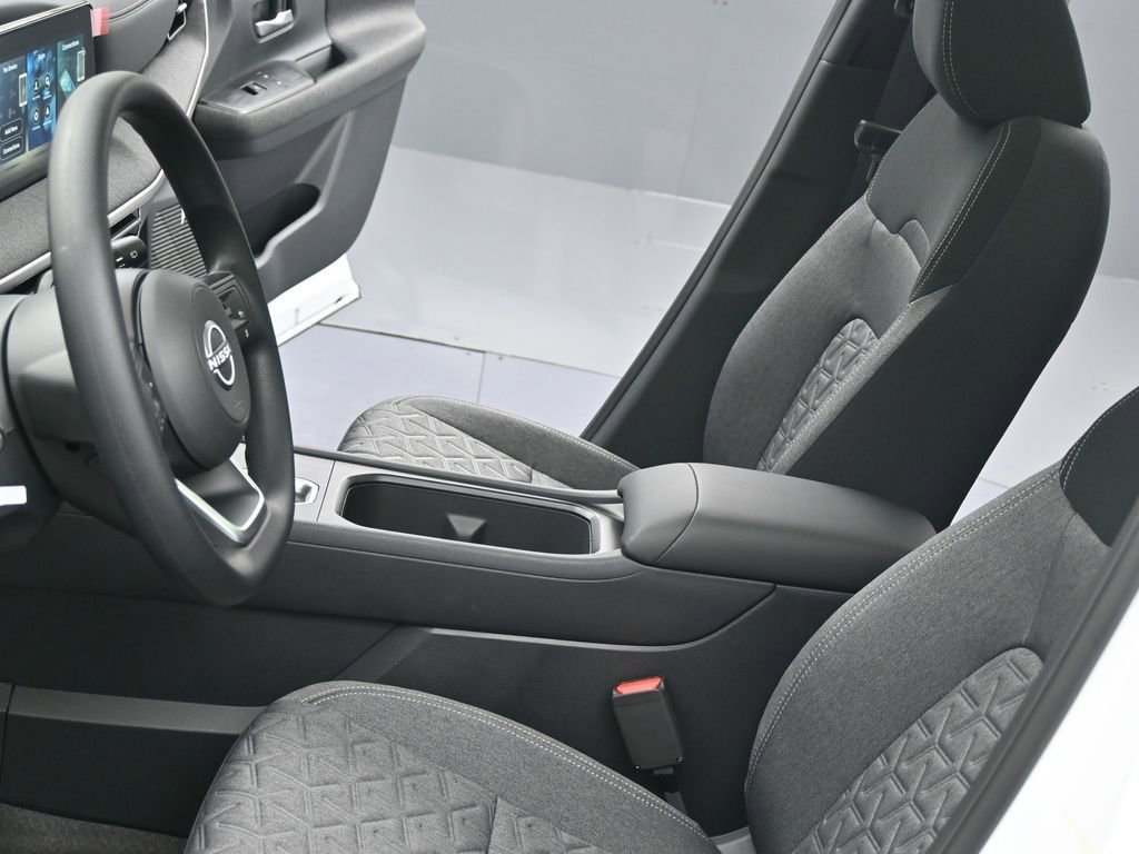 New 2026 Nissan Kicks SV w/ SV Premium Package AWD/4WD image 16