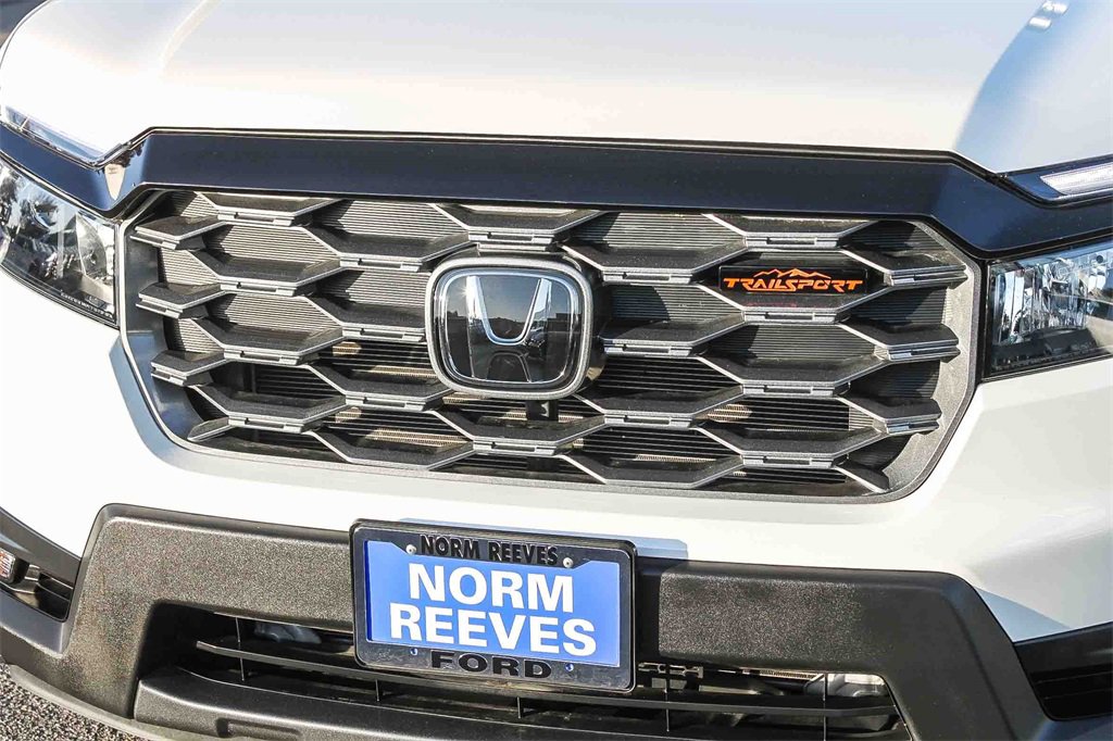 Used 2023 Honda Passport TrailSport image 6