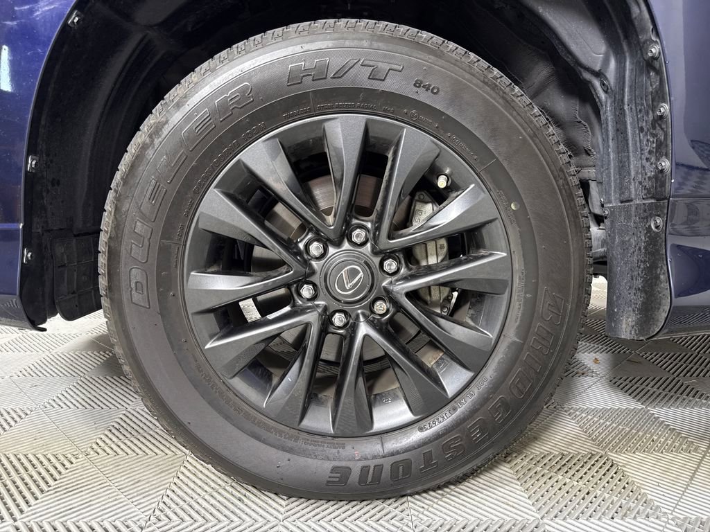 Used 2023 Lexus GX 460 Premium w/ Premium Package AWD/4WD image 22