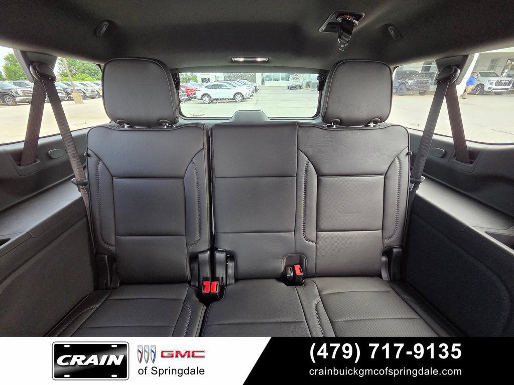 Used 2026 GMC Yukon XL Denali w/ Sun & Power Step Package AWD/4WD image 25