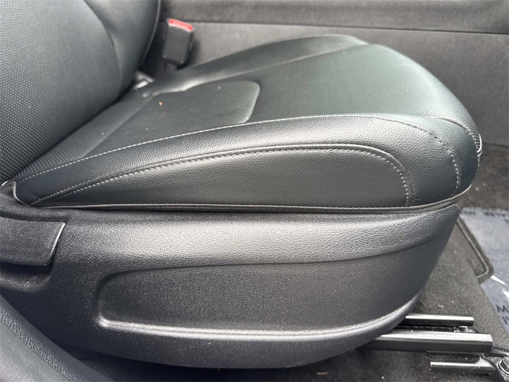 Used 2023 Kia Sportage EX image 26