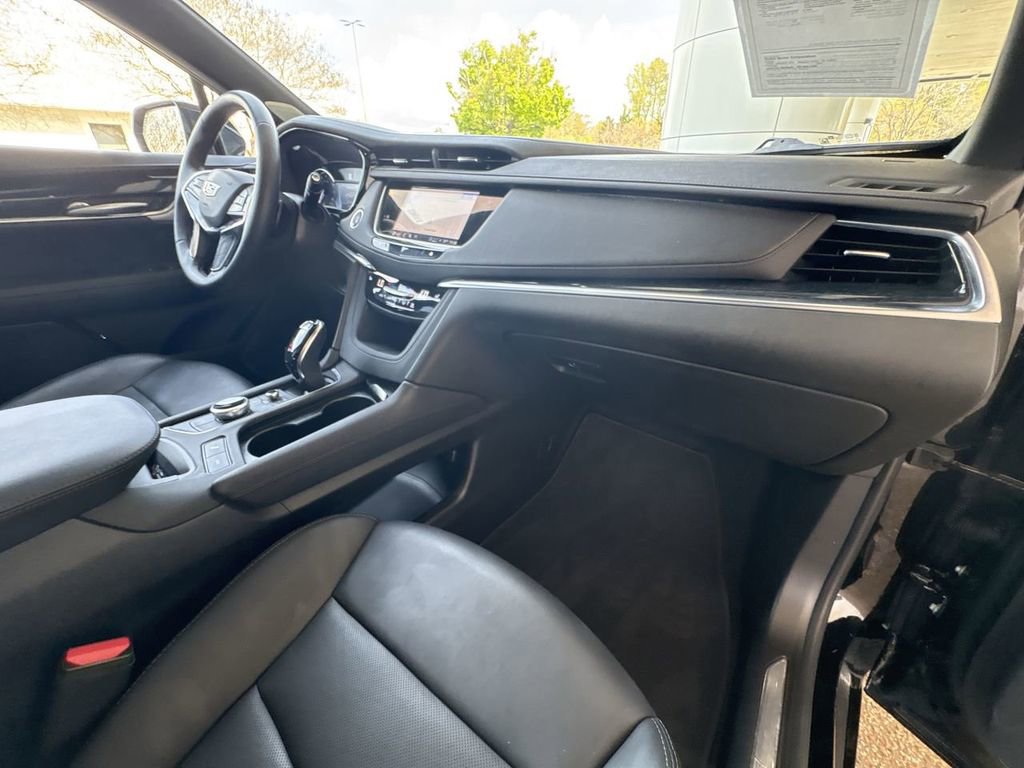 Certified 2025 Cadillac XT5 Premium Luxury image 30