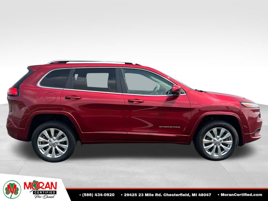 Used 2016 Jeep Cherokee Overland AWD/4WD image 6
