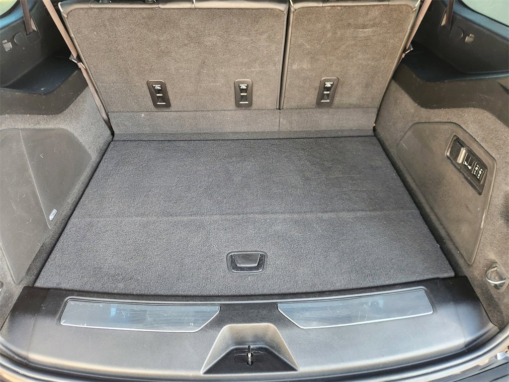 Used 2022 Cadillac Escalade ESV Sport w/ Touring Package image 31