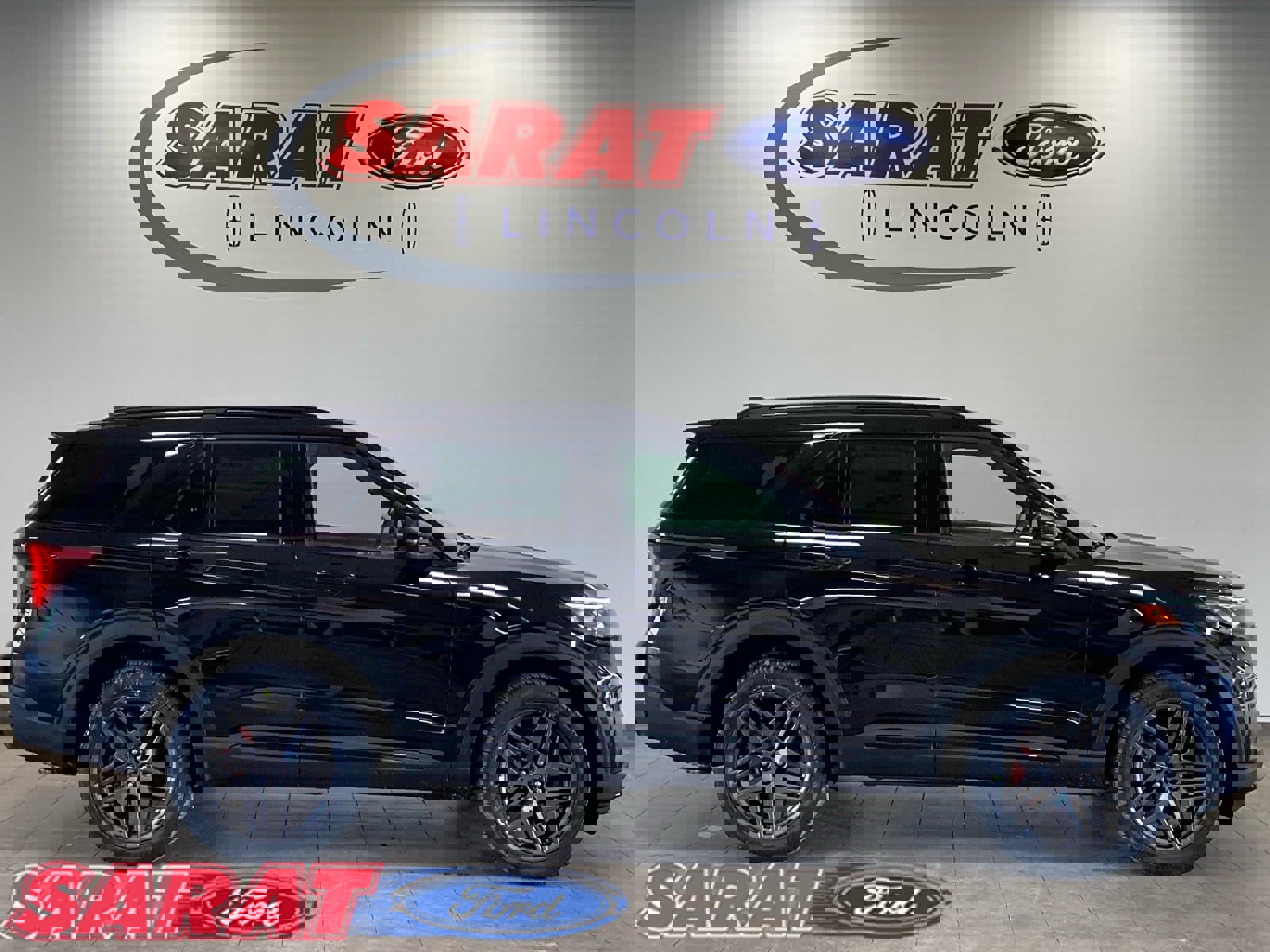 New 2026 Ford Explorer ST-Line w/ ST-Line Street Pack