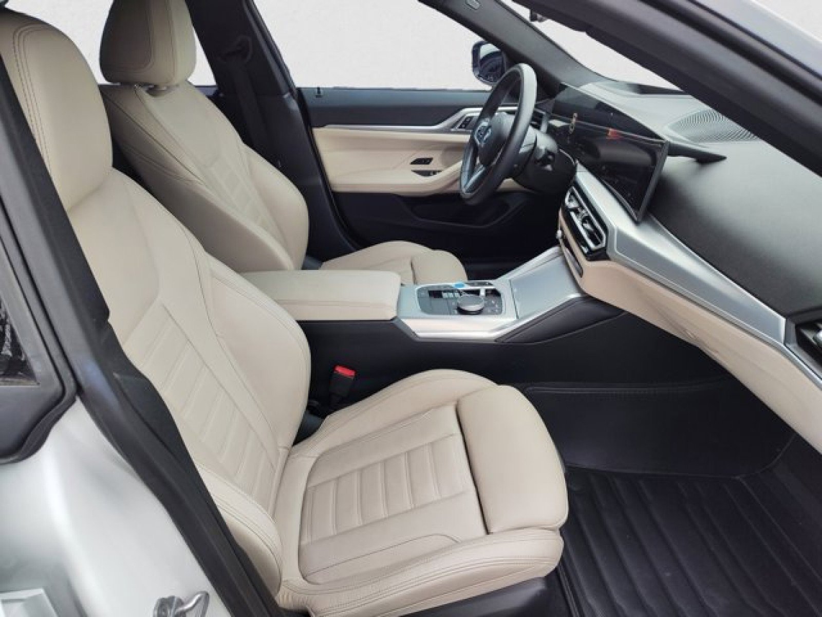 Used 2023 BMW i4 eDrive40 w/ M Sport Package image 20