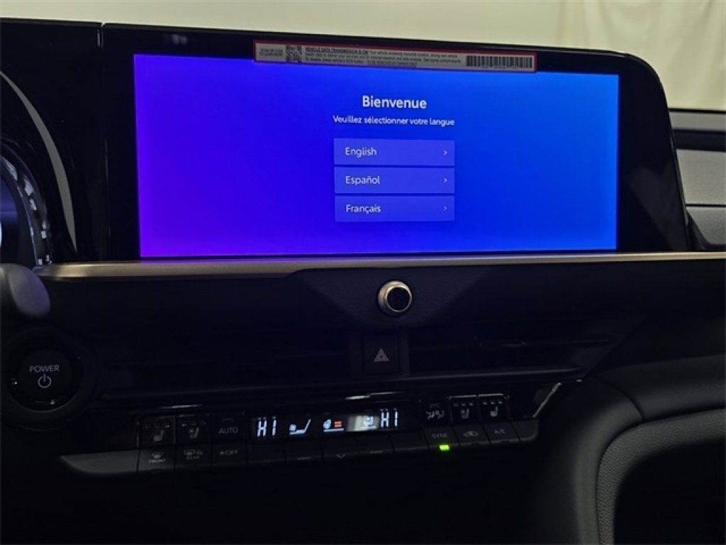 New 2025 Toyota Crown Signia image 26