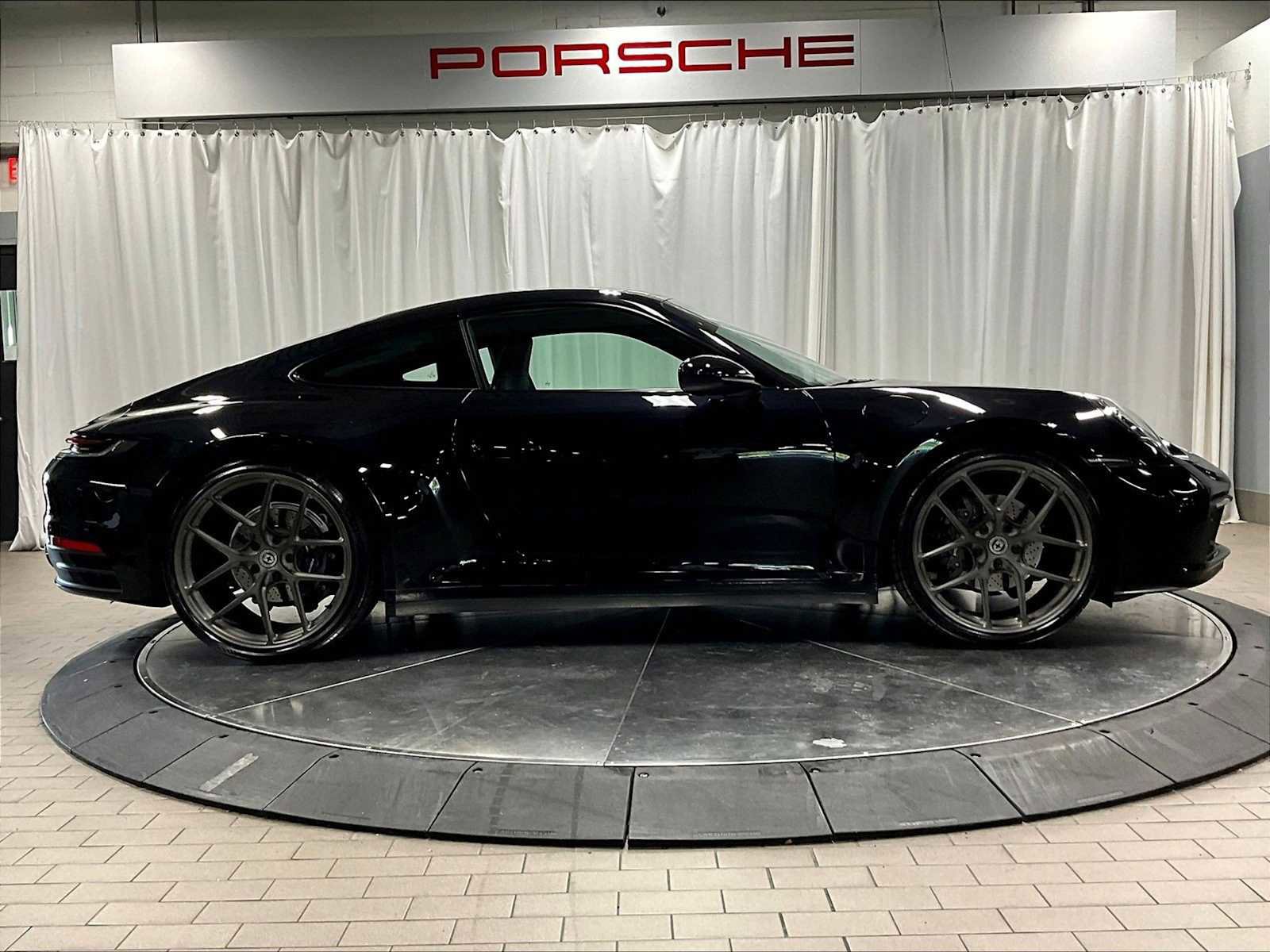 Used 2020 Porsche 911 Carrera image 10