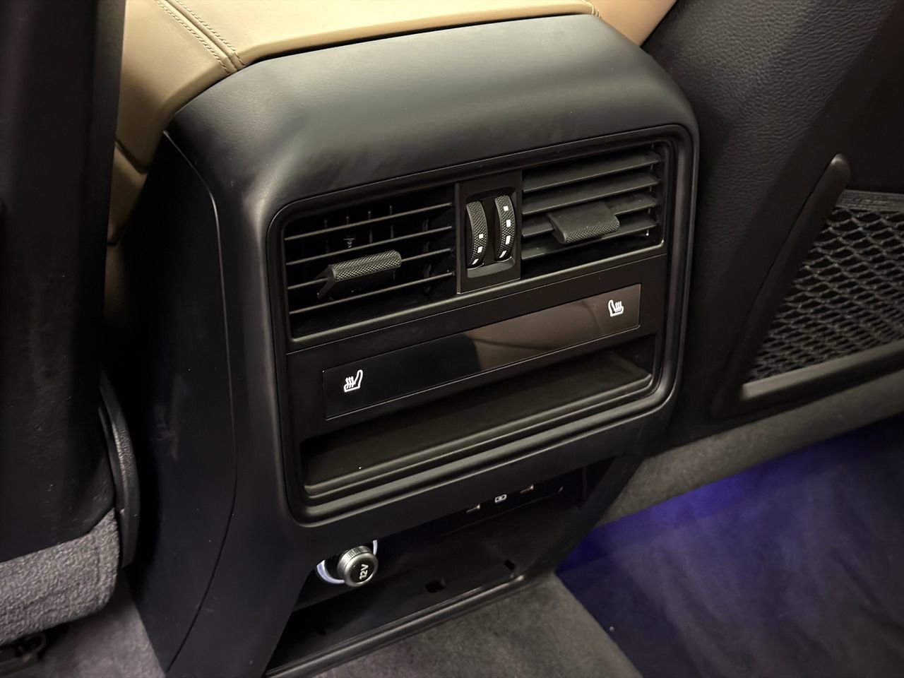 Used 2024 Porsche Cayenne S image 21